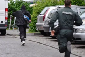 ما هو تفسير حلم الخوف والهروب في المنام؟